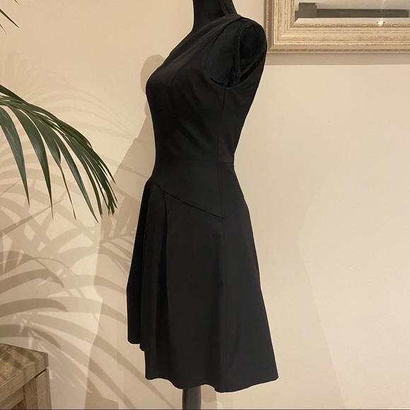 CUE Classic Black Satin One Shoulder A-Line Dress Formal Elegant Cocktail Size 8 - Picture 11 of 11